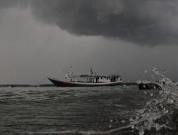 Cuaca Rabu 19 November Mayoritas Wilayah Aceh Singkil Hujan Gelombang 1,8 Meter