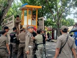 Belasan PKL di Banda Aceh Ditertibkan Satpol PP dan WH