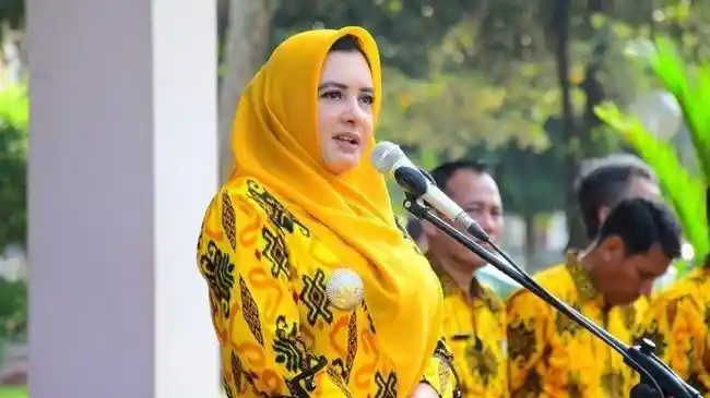 Menyoroti Pengakuan Fadia Arafiq