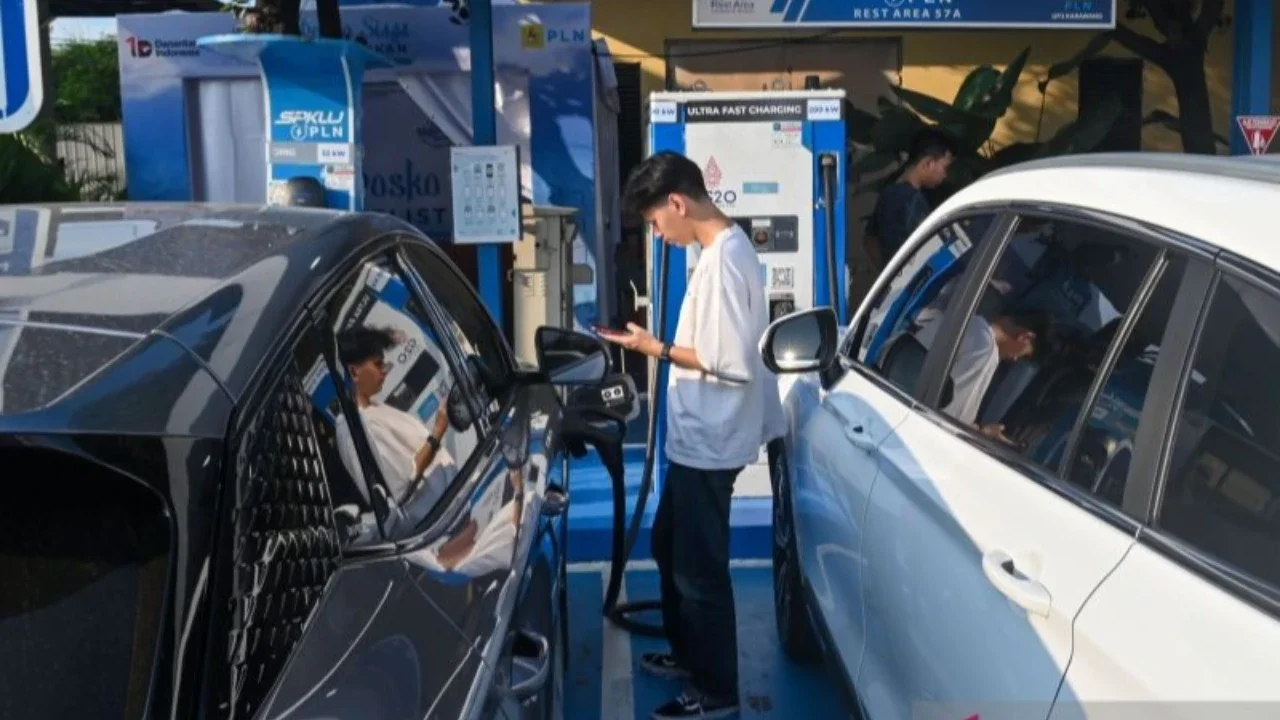 Kendaraan Listrik di Jakarta